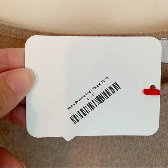 Perfectly Priscilla SHES PERFECT Taupe Knit Pearl Open Shoulder Sweater Plus 1XL - Picture 7 of 8